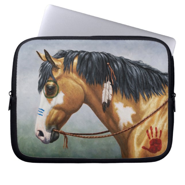 Capa Para Notebook Buckskin Pinto Cavalo de Guerra Nativo Americano (Frente)