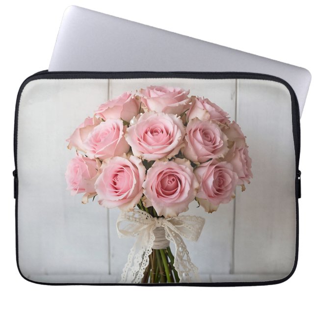 Capa Para Notebook Buquê de Rosa Rosa com Renda Pérola Romântica (Frente)