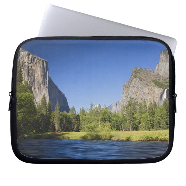 Capa Para Notebook CA, Parque Nacional de Yosemite, vista do vale com (Frente)