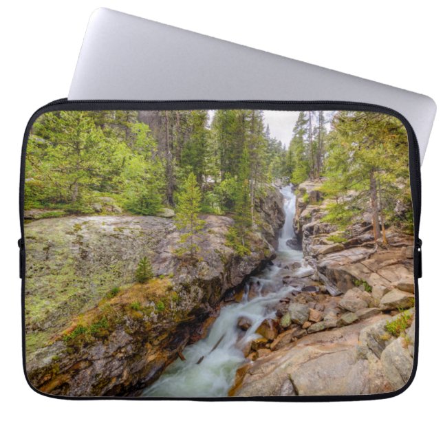 Capa Para Notebook Cachoeira & Cascata de Rio (Frente)