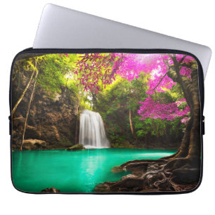 Capa Para Notebook Cachoeira na floresta do outono