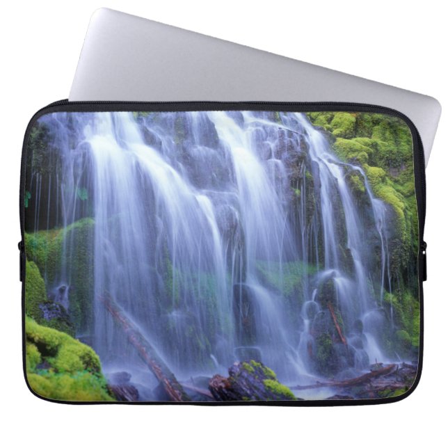 Capa Para Notebook Cachoeira Proxy nas Montanhas Cascade Central de O (Frente)