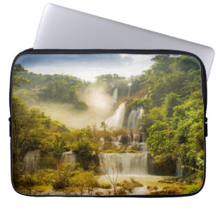 Capa Para Notebook Cachoeira Tailândia de Thi Lor SU