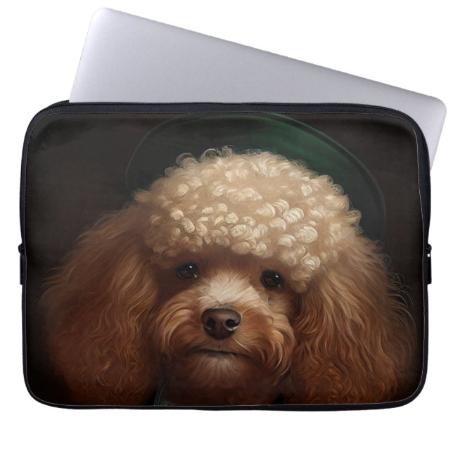 Capa Para Notebook Cachorro de Poodle na Rua. (Frente)