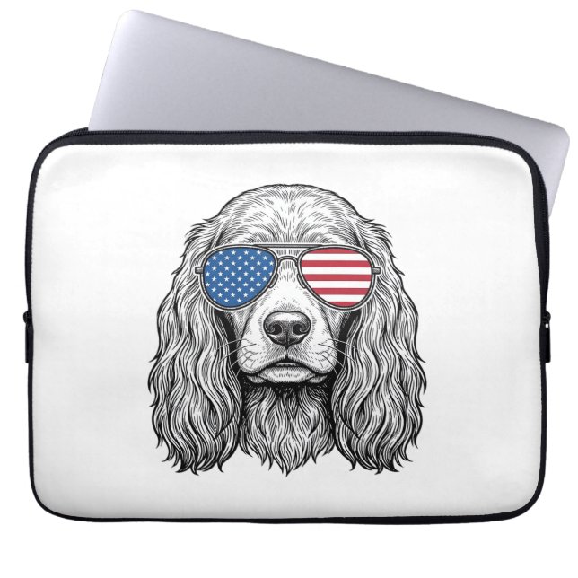 Capa Para Notebook Cachorro Patriótico com Óculos de Sol de Bandeira  (Frente)