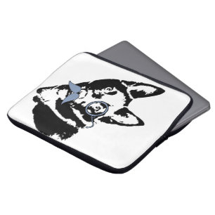 Capa Para Notebook Cachorro Schipperke com bigode