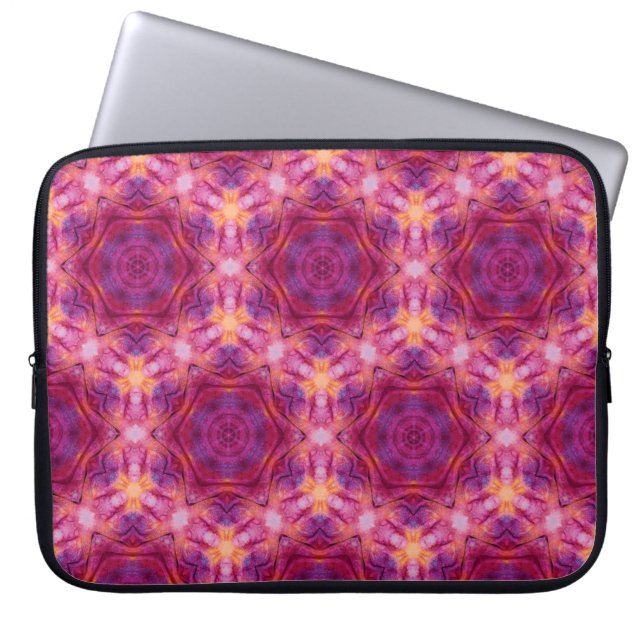 Capa Para Notebook caleido de cor violeta, roxa, laranja e azul (Frente)