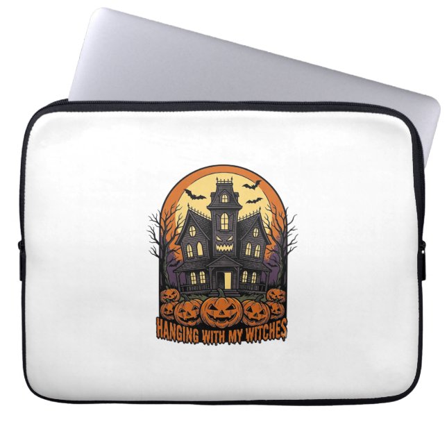 Capa Para Notebook Camisa Casa Assombrada de Halloween Amigos Bruxas_ (Frente)