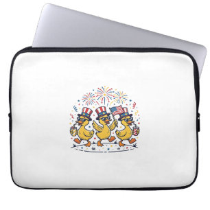 Capa Para Notebook Camisa Patriótica Trio de Pato Vintage 4 de Julho