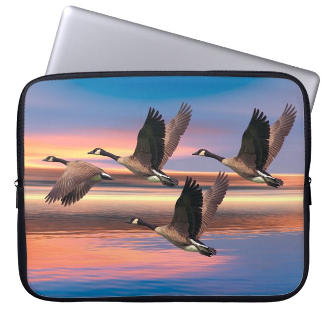 Capa Para Notebook Canada Geese image for Eletrônicos Bag (Frente)