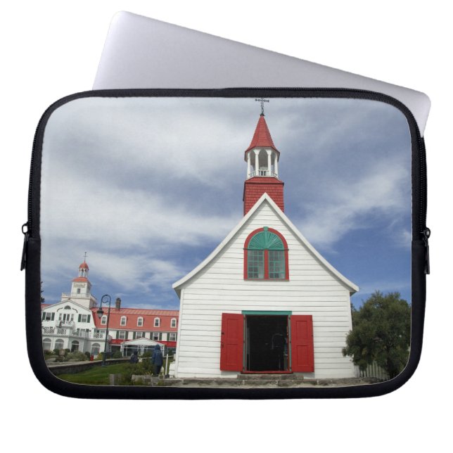 Capa Para Notebook Canadá, Quebec, Tadoussac. Petite Chapelle, (Frente)