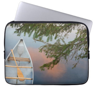 Capa Para Notebook Canoa no lago ao pôr do sol, Canadá