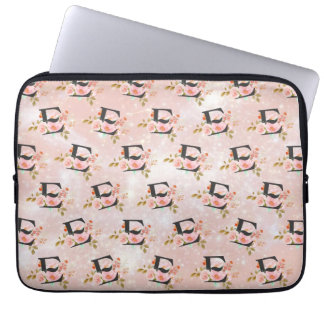 Capa Para Notebook Capinha de Laptop Letra E