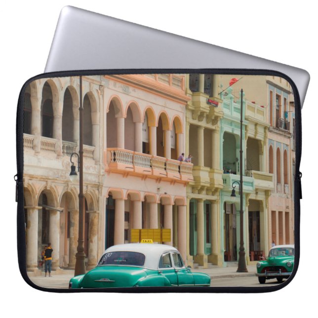 CAPA PARA NOTEBOOK CARRO VERDE NA ESTRADA (Frente)