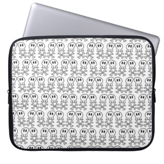 Capa Para Notebook Cartoon Pirate Ship Skulls Ossos Divertidos Rapaze