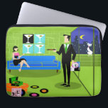 Capa Para Notebook Casal de desenho urbano<br><div class="desc">Este Casal de Cartoon Urbano Computador Bag apresenta o desenho animado de um apartamento de penthouse elegantemente decorado, com vista para um horizonte de cidade. O apartamento tem um chão verde e uma parede de tijolos verdes. Na parede estão quatro Classic Movie Martini Stretered Canvas Prints, também disponível na loja...</div>