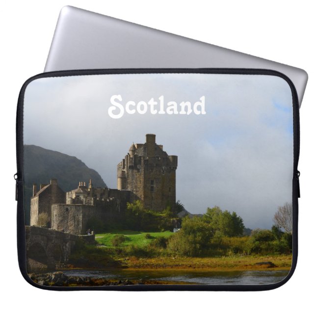 Capa Para Notebook Castelo de Eileen Donan no outono adiantado (Frente)