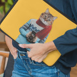 Capa Para Notebook Cat Photographer in Vintage Sweater Quirky<br><div class="desc">Keep your computer safe in style with this fun and quirky computer sleeve. It features a photo collage style illustration of a cat dressed in a retro style sweater and holding a vintage camera.</div>