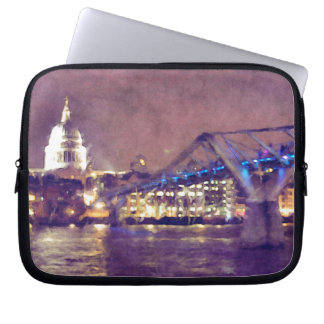 Capa Para Notebook Catedral de Paul da rua por Pintura Noturna de Bel