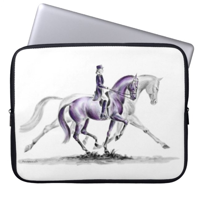 Capa Para Notebook Cavalo de Dressage em Trot Piaffe (Frente)