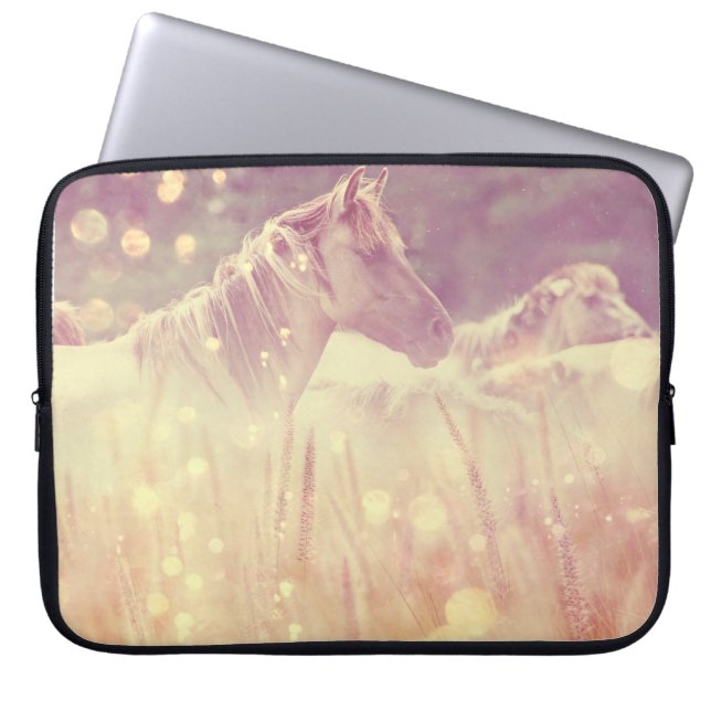 Capa Para Notebook Cavalo selvagem bonito dos Sparkles do ouro do (Frente)