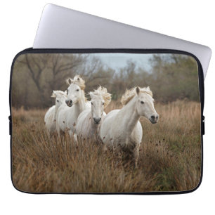Capa Para Notebook Cavalos Camargue em corrida