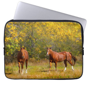 Capa Para Notebook Cavalos Dourados da queda