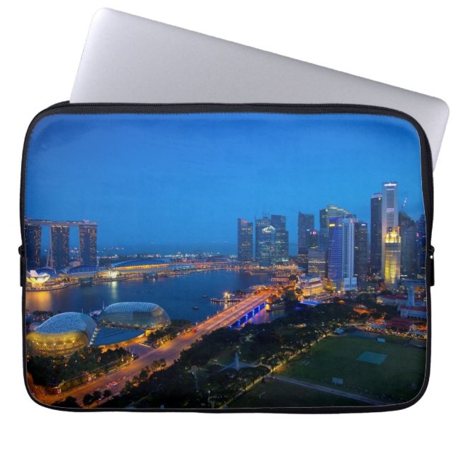 Capa Para Notebook Centro de Singapura à noite (Frente)