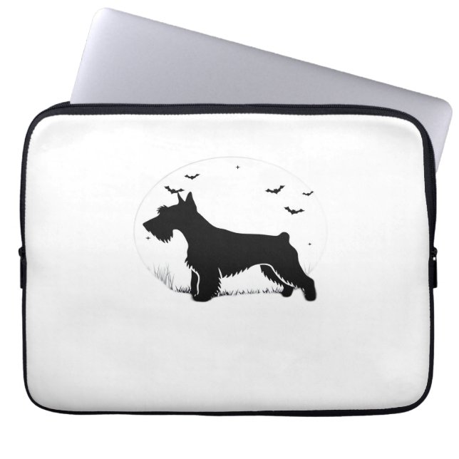 Capa Para Notebook Cesky Terrier Dog - Halloween Moon Silhouette Clas (Frente)