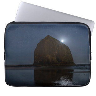 Capa Para Notebook Céu Sobre Haystack Rock   Cannon Beach, Oregon