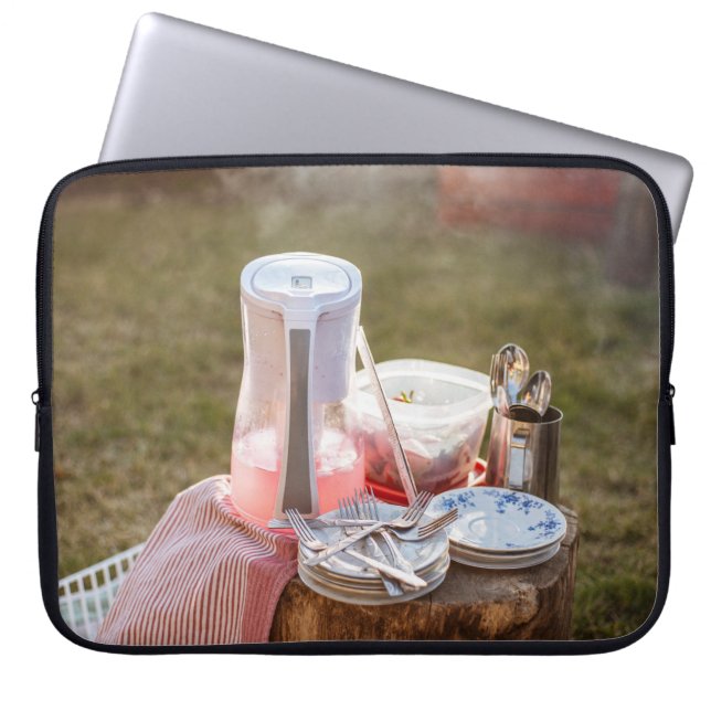 Capa Para Notebook Chapas florais, prateadas e azuis (Frente)