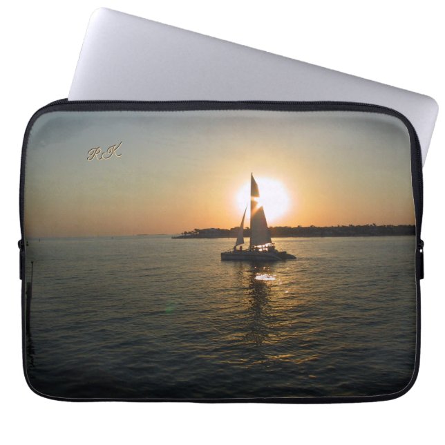 Capa Para Notebook Chave West Sunset Sailing com Nome ou Iniciais sem (Frente)
