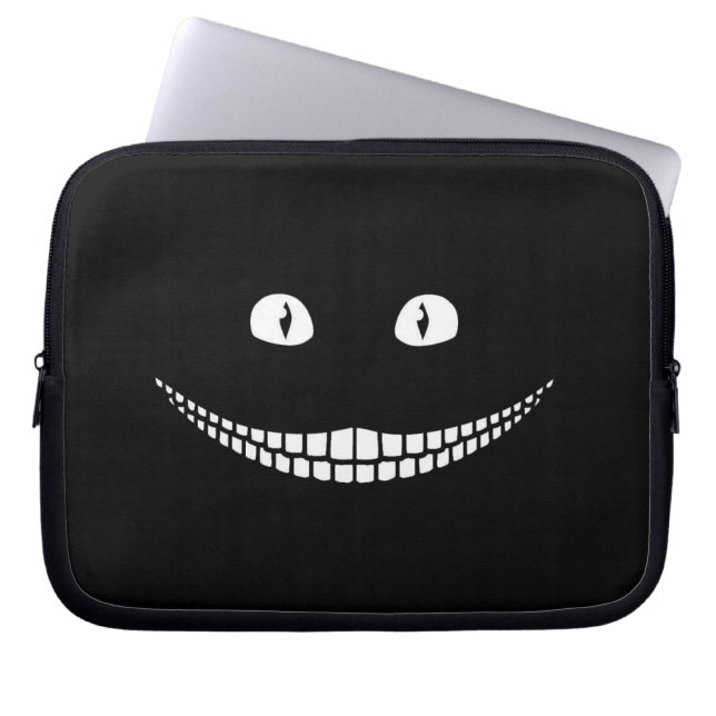 Capa Para Notebook Cheshire Cat Grin Black Eletrônicos Bag (Frente)