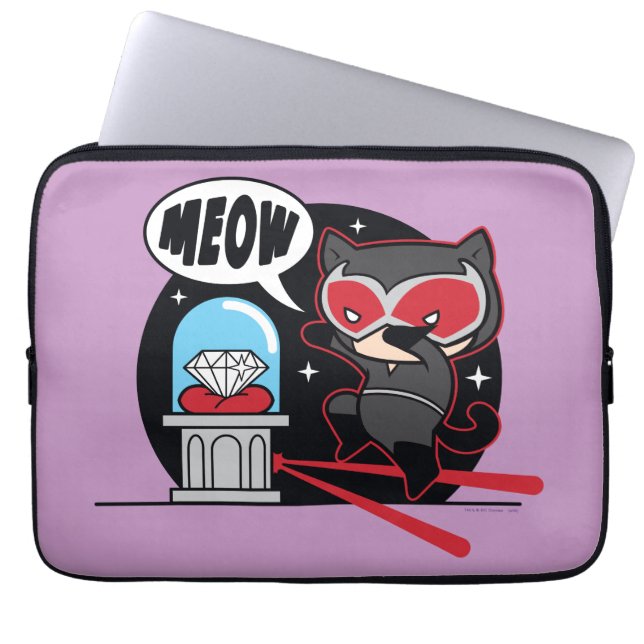 Capa Para Notebook Chibi CatWomen Roubando Um Diamante (Frente)