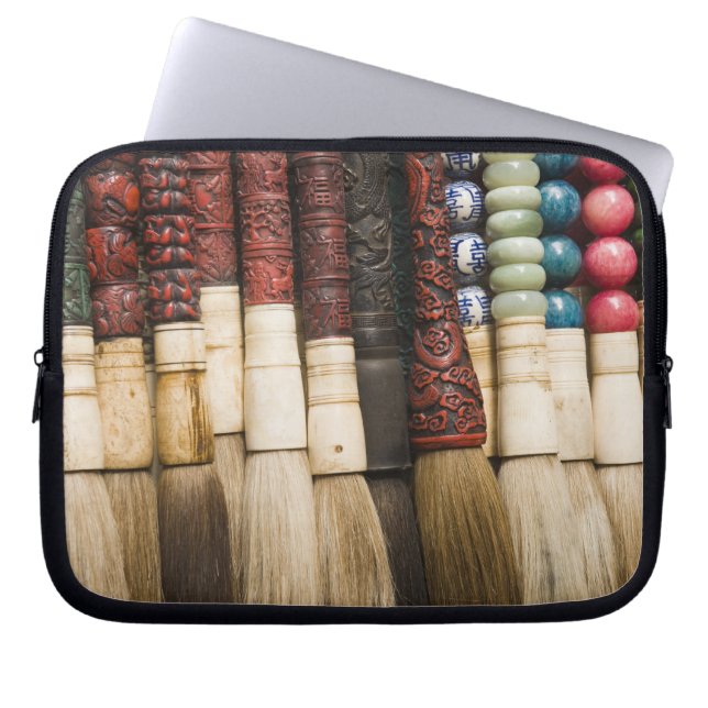 Capa Para Notebook China, Xangai. Pincéis Chenghuang Miao (Frente)
