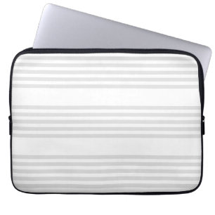 Capa Para Notebook Cinza clara e padrão de cinco faixas brancas