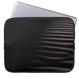 CAPA PARA NOTEBOOK CINZA E FOTOGRAFIA DE CHIAROSCURO