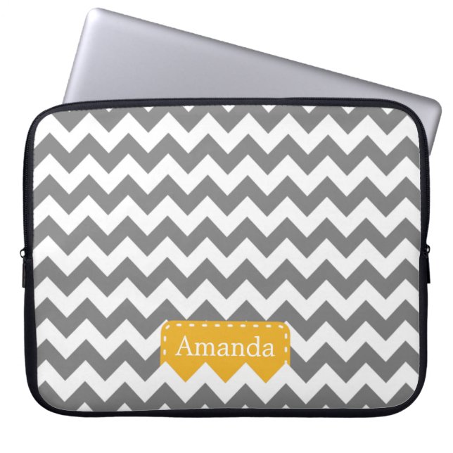Capa Para Notebook Cinza Escura Chevron Yellow Nameplate (Frente)