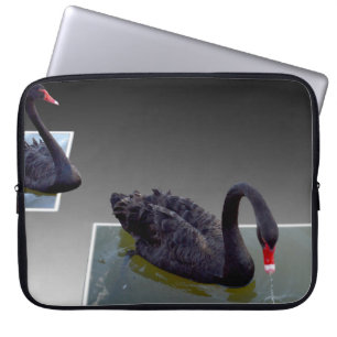 Capa Para Notebook Cisne Negro Nadando Em Bolsas de laptop De 15 pole