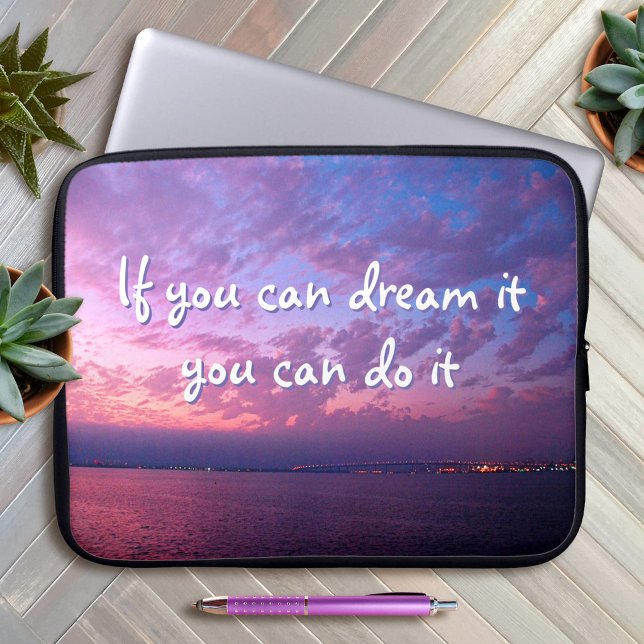 Capa Para Notebook Citação Sonhe Faça Foto do Oceano Roxo Pôr do Sol (Criador carregado)