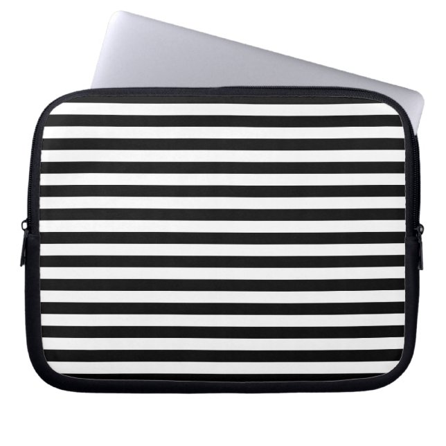 Capa Para Notebook Classic White and Black Horizontal Stripe Pattern (Frente)