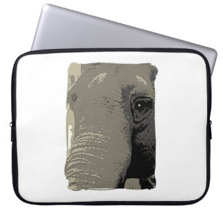 Capa Para Notebook Close up sábio do olho do elefante nos cinzas
