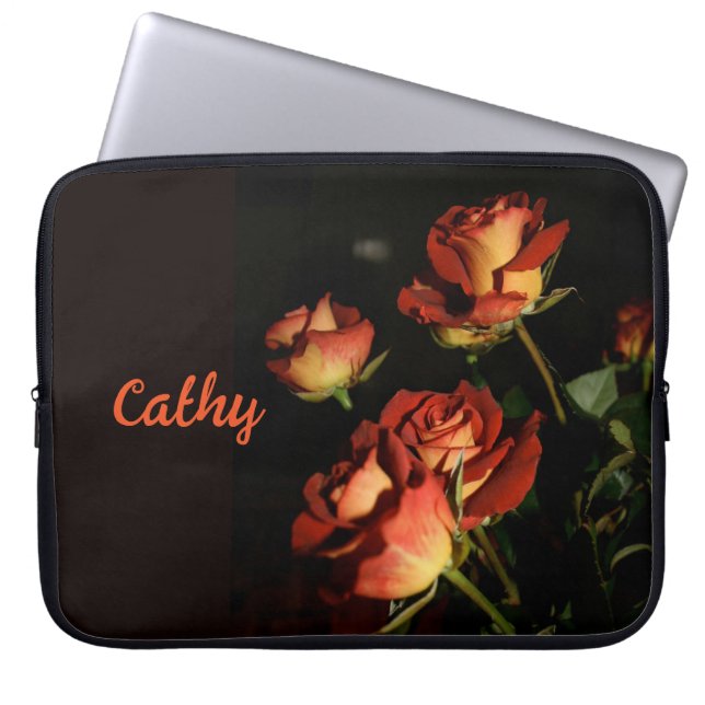 Capa Para Notebook Cobrir nomeado preto com Rosas Vermelhas e Amarela (Frente)