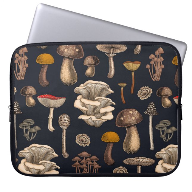 Capa Para Notebook Cogumelos Selvagens em preto de grafite (Frente)