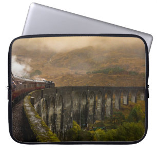 CAPA PARA NOTEBOOK COMBOIO NO CAMINHO DE FERRO NO DIA