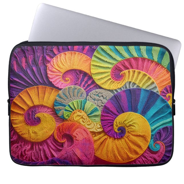 Capa Para Notebook Conchas Cromáticas: Mosaico Vibrante em Espiral (Frente)