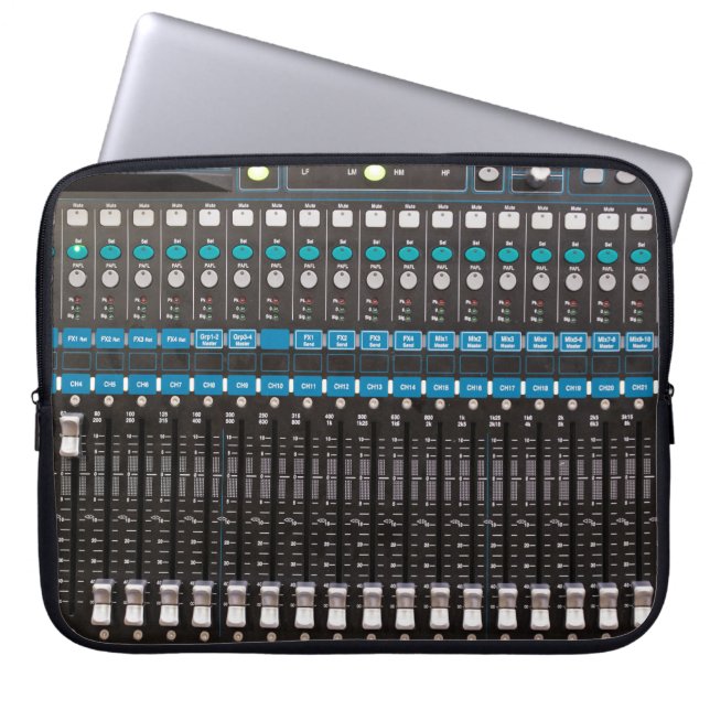 Capa Para Notebook Controle de mixer de som, sala de eventos. (Frente)