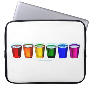Capa Para Notebook Copo shot de SlipperyJoe seis xícaras dispostas ho
