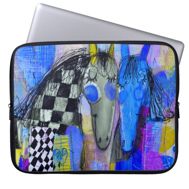 Capa Para Notebook Corações Divertidos E Cavalos Xadrez (Frente)