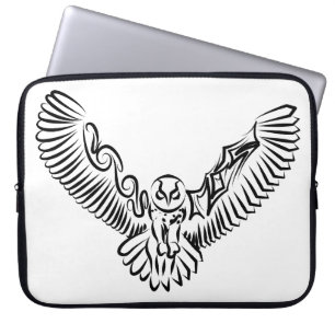 Capa Para Notebook Coruja voadora branca e negra